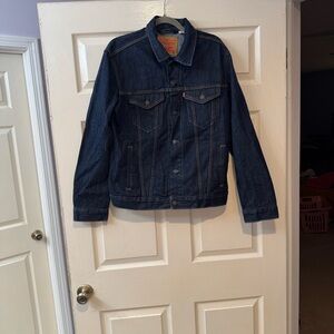 Levi’s Medium Men’s Denim Trucker Jacket - Blue Wash, Like New